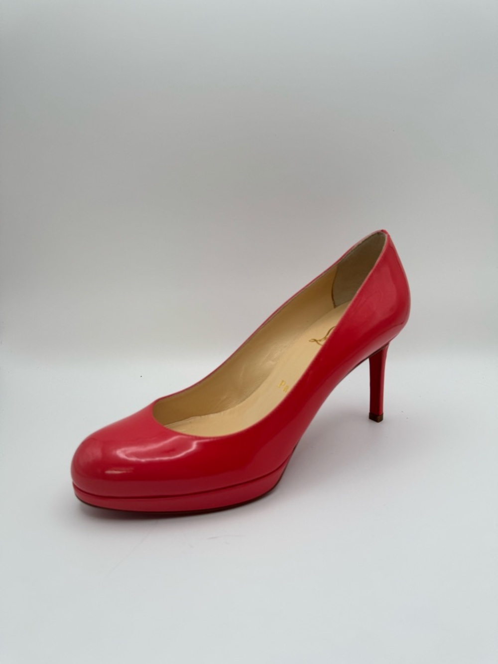 Christian Louboutin Corneille 100 Patent Coral Platform Pump Heels 37